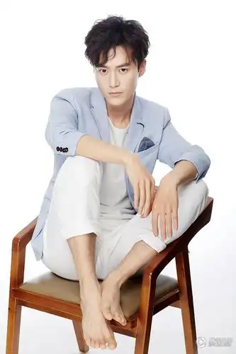 高清茅子俊初夏写真狂卷迷妹帅出纯净空气感