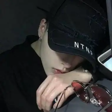 抖音超帅男生头像图片12张帅帅的小哥哥头像