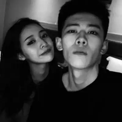 超拽酷炫情侣头像黑白配 知道你会来所以我等