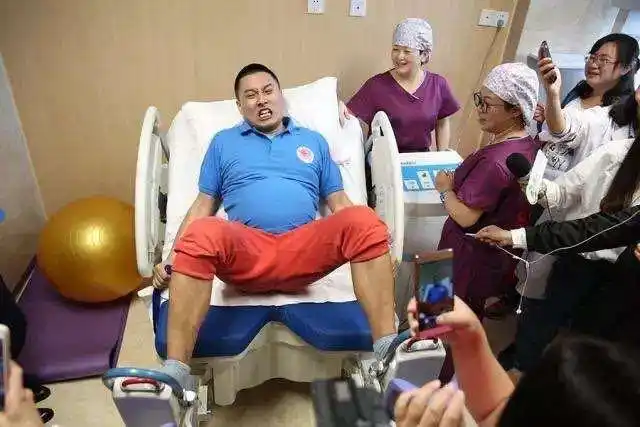 男人永远不知道生孩子有多痛