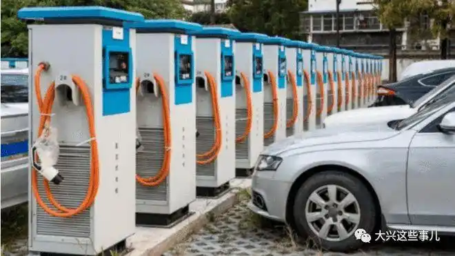 占车位不充电将收费|停车场|电动汽车|电动车|充电桩_网易订阅