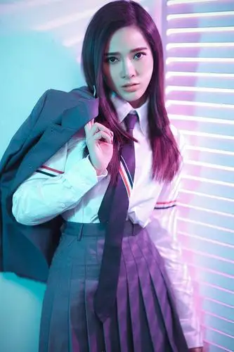 艾菲李斯丹妮制服合体写真图片