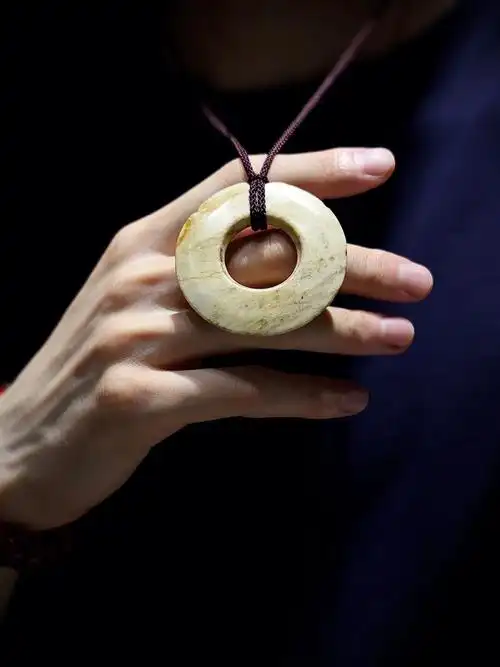 良渚文化制式玉璧