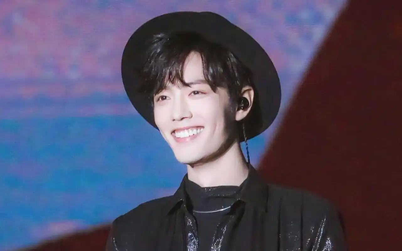 没看过的泰见后台,永远忘不了的倾城一笑