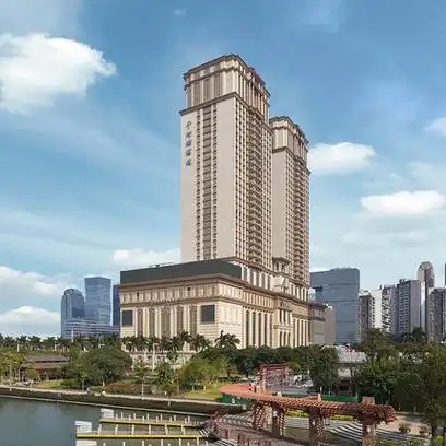 佛山万怡酒店 高级客房1晚(含2大1小早 延迟退房)