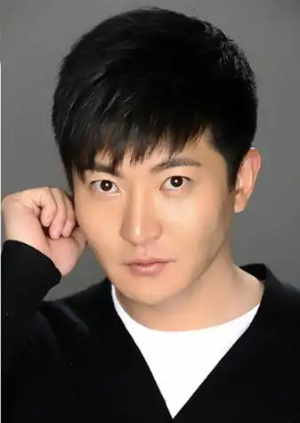 演员郭京飞新戏邂逅管虎首创文艺宅新类型