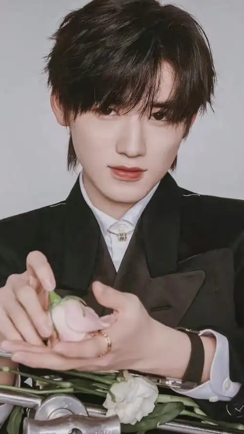 霸道总裁宋亚轩西装 - 堆糖,美图壁纸兴趣社区