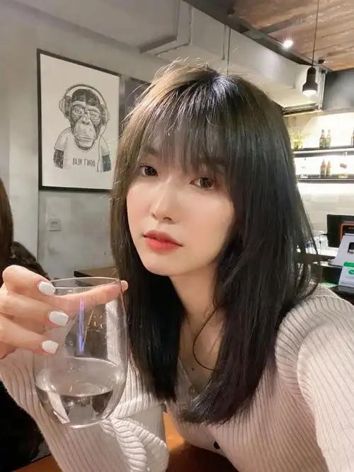 假发女中长发夏自然全头套式减龄锁骨仿真短发适合圆脸发型假发套