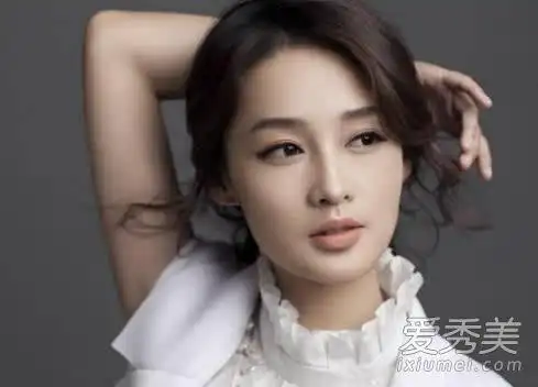 《斗破苍穹》留泡面头的李沁脸都快方成徐璐了好吗!