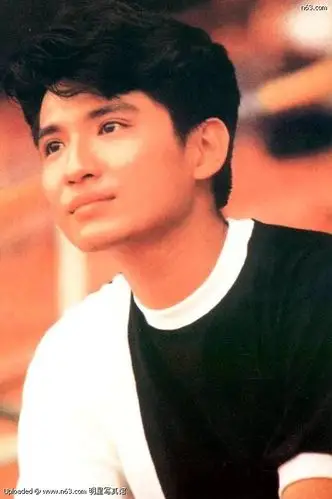 叶世荣写真图片-自制1080x1800壁纸.-明星写真馆n63.com