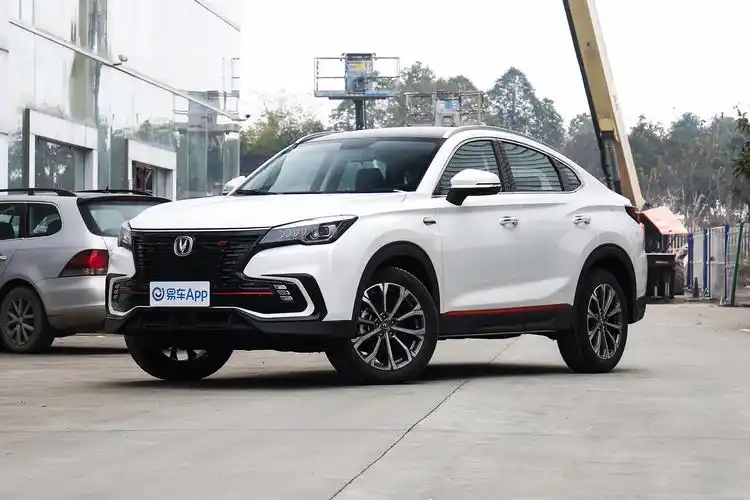 现车充足官方颜色:车款详情所属品牌:长安汽车级别:suv上市时间:2021