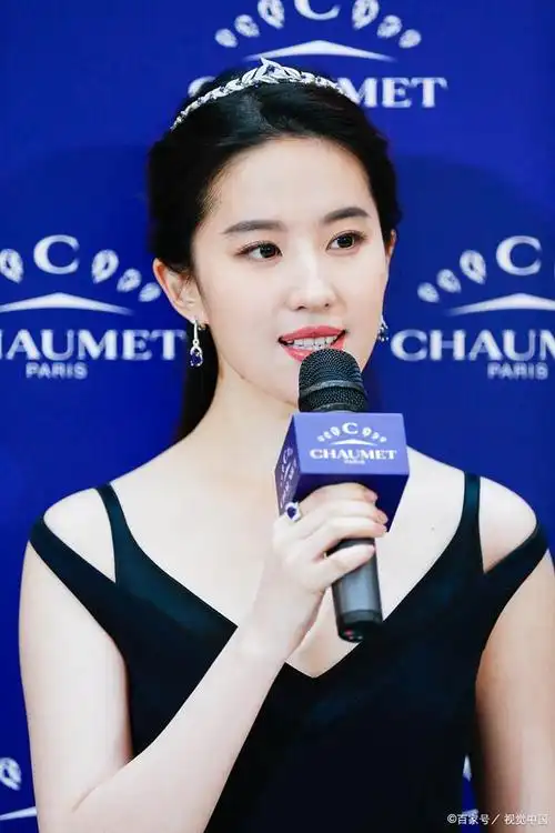 古力娜扎与刘亦菲的绝美对决!