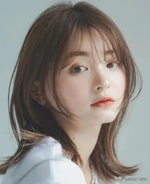 适合学生党的刘海,适合学生党的法式刘海(最近突然火了一种发型)