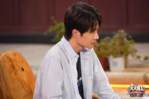 官博更博:#王一博# · #天天向上王一博# … - 堆糖,美图壁纸兴趣社区