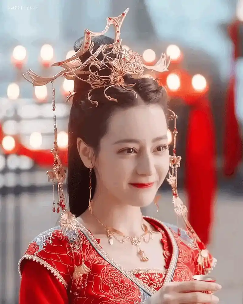 迪丽热巴三部剧的婚服造型:《安乐传》《三生三世十里桃花》 《恰似