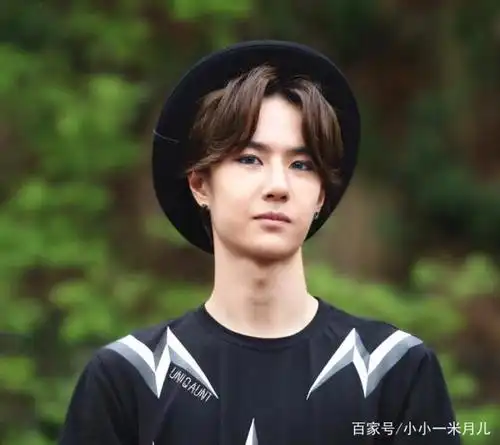 王一博魅力到底有多大?宋祖儿夸他太帅气,张雪迎叫他男神!