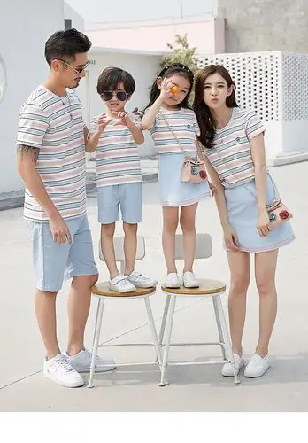 装夏装条纹套装 2018新款一家三口全家装母女装短裙 四口父子短裤家庭