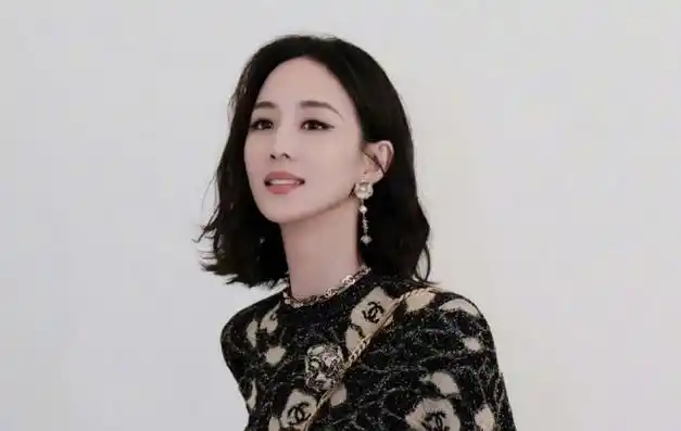 41岁张钧甯年底结婚男方身份曝光阮经天哭晕在厕所