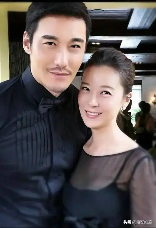 胡兵当年一组照片极为惊艳(胡兵照片 个人资料)-天晟网