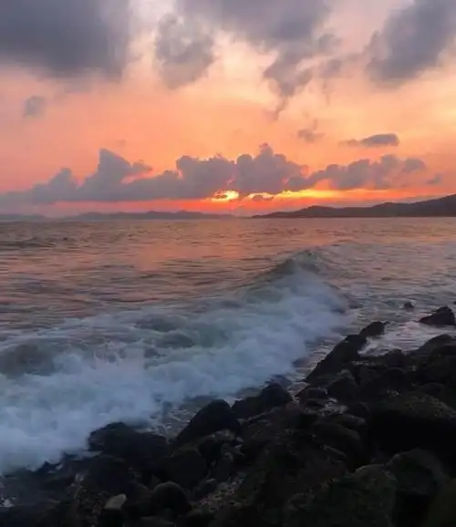 喜欢大海,喜欢夕阳