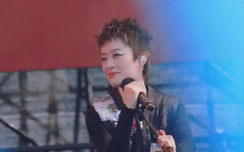 曾轶可—雌雄同体(2021北京草莓音乐节)