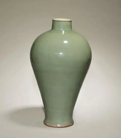 【明永乐 龙泉官窑梅瓶】拍卖品_图片_价格_鉴赏_明代单色釉瓷器_雅昌