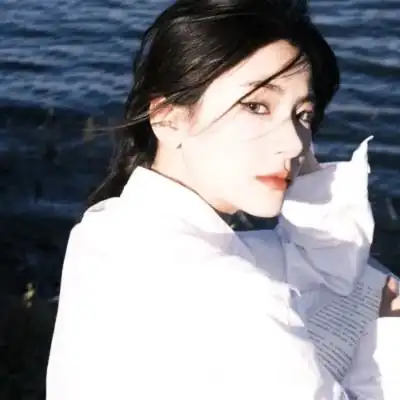 大气好看又高级的女生头像