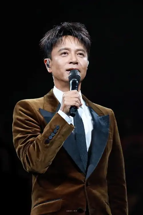 李克勤弦续巡回演唱会