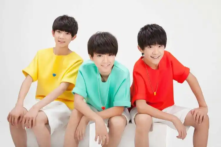 tfboys的王源出道多年为何没有去参加高考