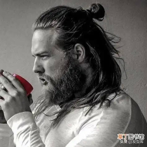 男人留长发欧美发型推荐 男生长发怎么留好看