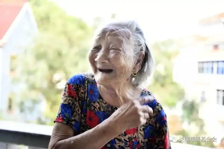 夕阳入画之常绿老人最美笑脸(第95-99站)