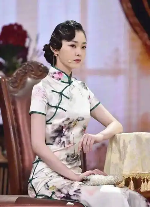嫂子真的能辜负穿旗袍的美誉吗?_宋轶_装饰_风格