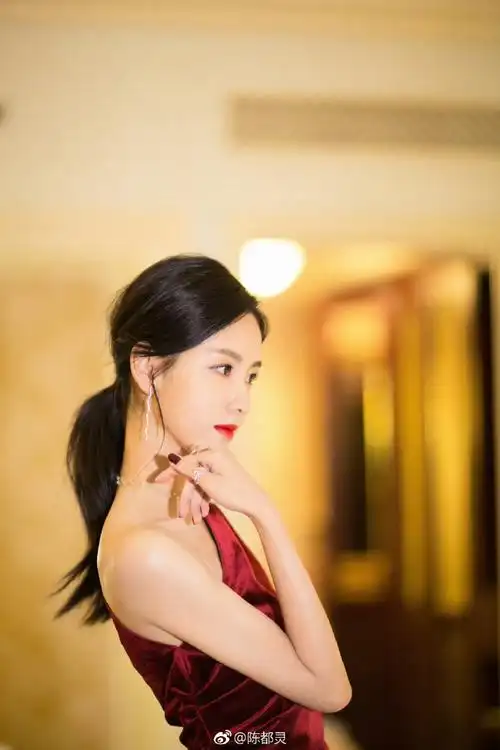 陈都灵生日许愿树