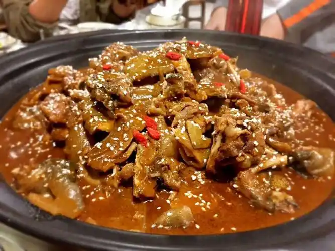 月销15吨全国甲鱼销量第一的餐厅大圣甲来襄阳啦