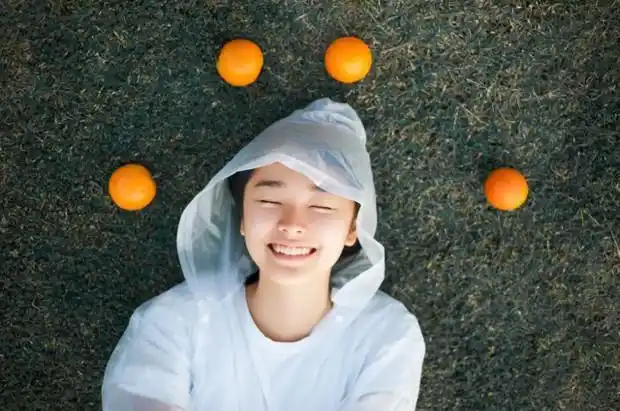 你的微笑最为迷人微笑着的女生唯美图片