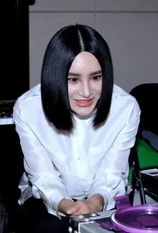 【图】尚雯婕丑照引恐慌 昔日超女冠军现况揭秘