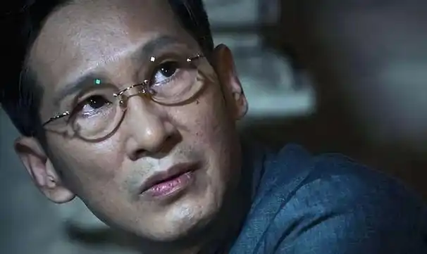 善恶终有报怒斥一众演员不敬业的王劲松凭啥这么狂