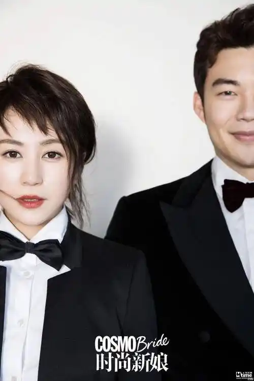 演员马丽宣布怀孕 沈腾等好友齐祝贺_许文赫_老公_婚纱