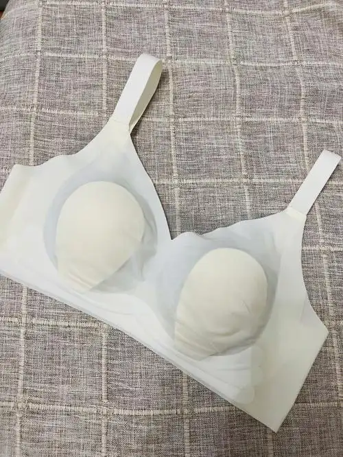 微胖女生不能错过的兔耳杯防凸内衣