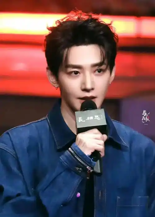 内娱高颜值男艺人数据排名,邓为22肖战第7王一博第5杨洋登顶_身高_cm