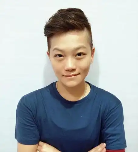 两边鬓角剃掉的发型女女生超短发发型图片