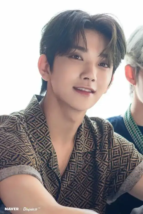 "100%清凉美"seventeen夏日画报写真公开!