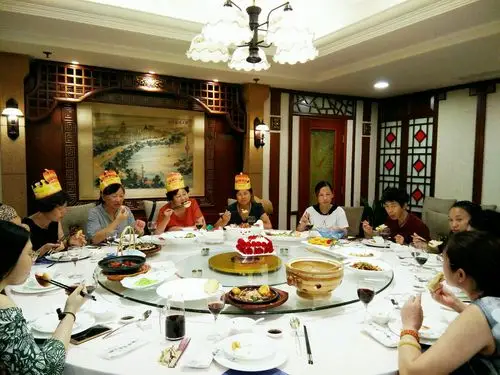 相聚在锦江大酒店~生日宴