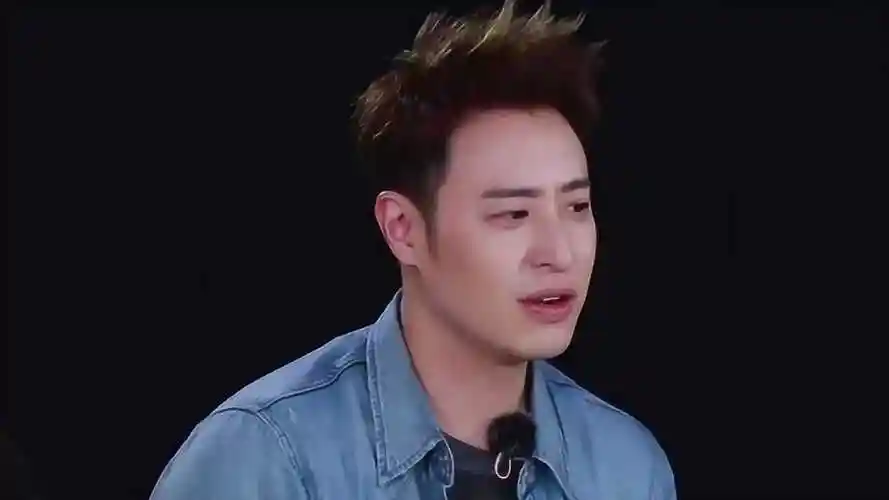 潘玮柏英语考试不及格说口语时纯正美国腔老师刮目相看