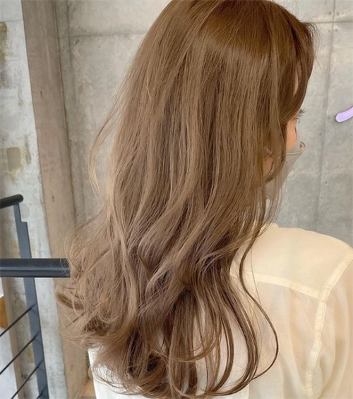 2022棕色显白发色推荐 蜂蜜棕奶茶棕白三度