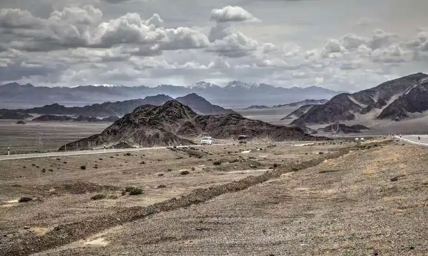 从敦煌到德令哈的无人区_高清图集_新浪网