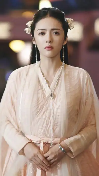 评论  蔡文静 玲珑 银妆 0 13 用户5633570863  发布到  古装剧照7