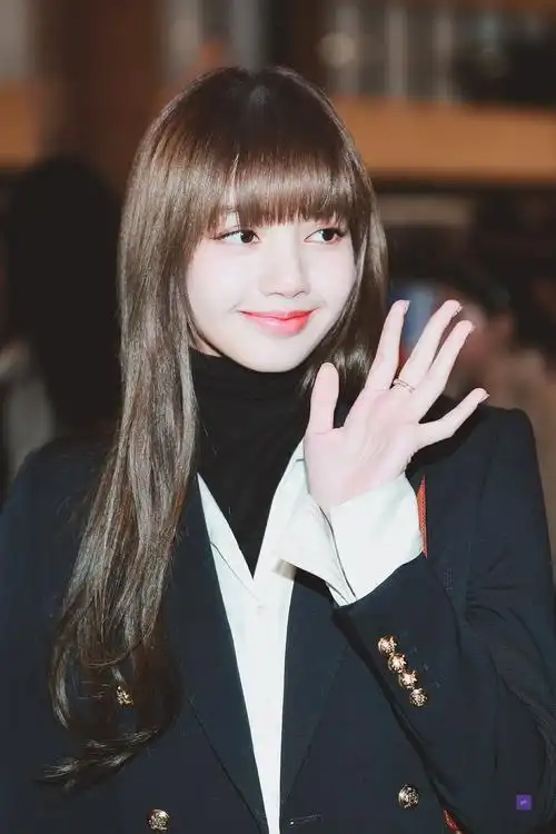 blackpink lisa