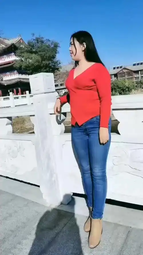 微胖的女人旺夫有女人味,胖胖的身材很美很优秀,真是女神!