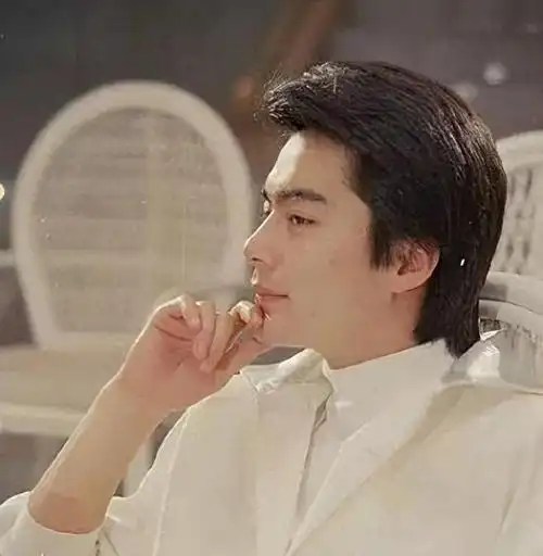 她演遍四大名著却因病息影如今高科技也整不出这样的容颜